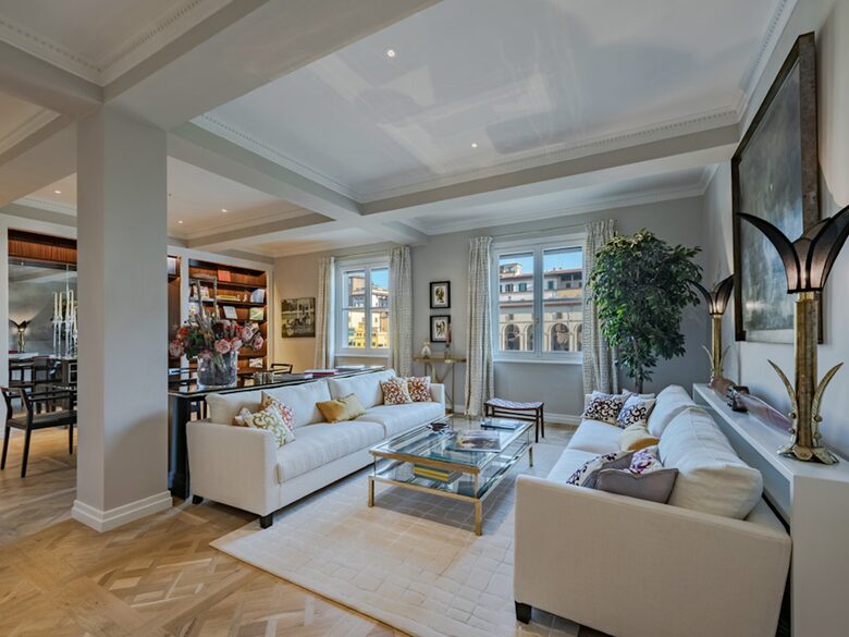 Quintess Collection - Unicko - Florence, Italy