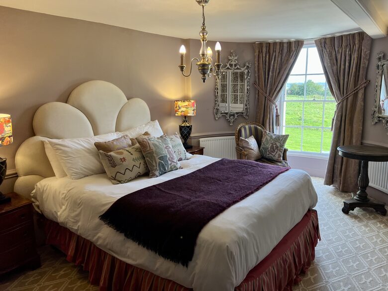 Bedroom 4 - with bow window with river and meadow views