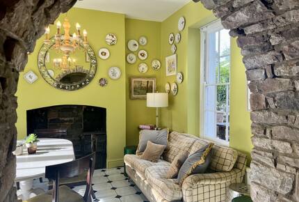 Breakfast Room open plan to Kitchen