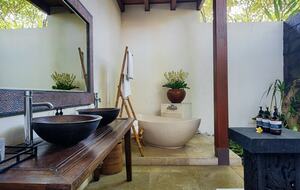 The Hideaways Club - Asmara - Kutta, Indonesia