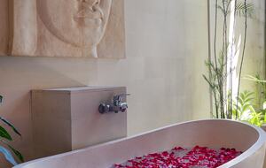 The Hideaways Club - Asmara - Kutta, Indonesia