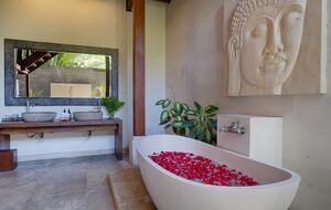 The Hideaways Club - Asmara - Kutta, Indonesia