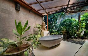 The Hideaways Club - Asmara - Kutta, Indonesia