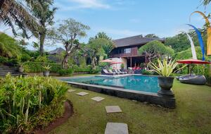 The Hideaways Club - Asmara - Kutta, Indonesia