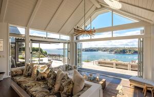 Oneroa Estate - Waiheke Island, New Zealand