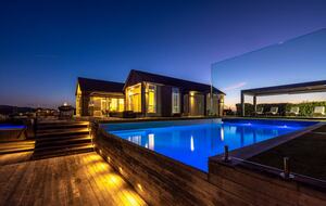 Oneroa Estate - Waiheke Island, New Zealand