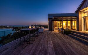 Oneroa Estate - Waiheke Island, New Zealand