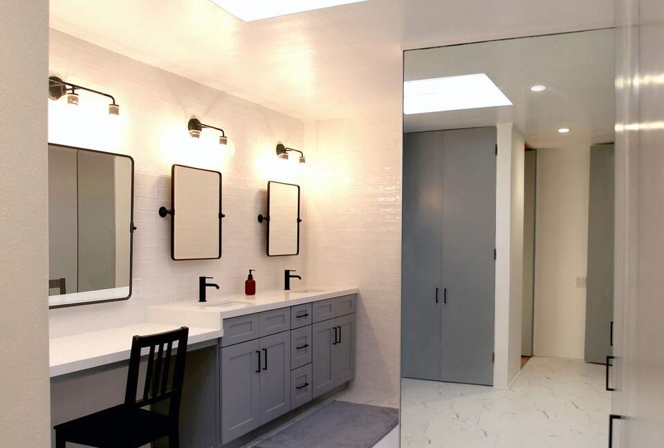 Quintess Collection - Bayview - San Diego, California