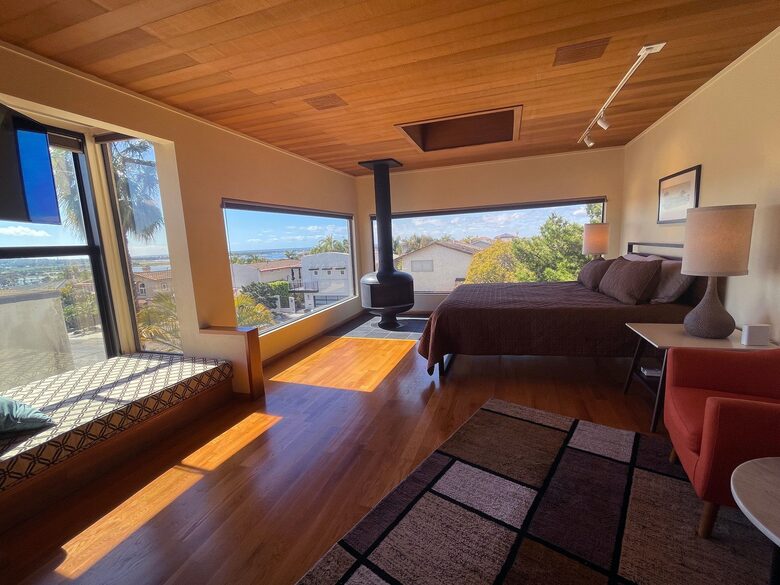 Quintess Collection - Bayview - San Diego, California