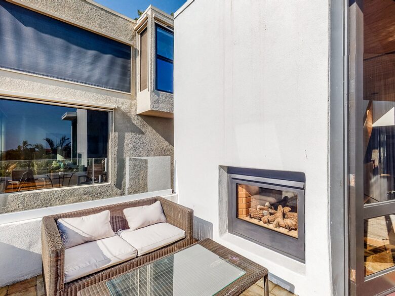 Quintess Collection - Mission Bay - San Diego, California