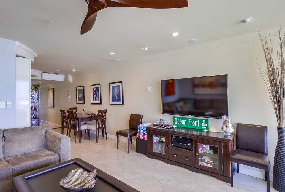 Quintess Collection - Pacific Breeze - San Diego, California