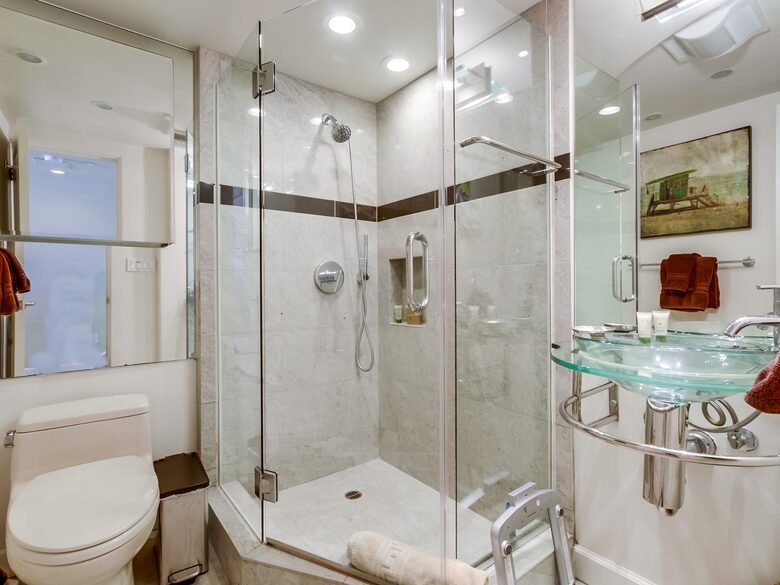 Quintess Collection - Pacific Breeze - San Diego, California