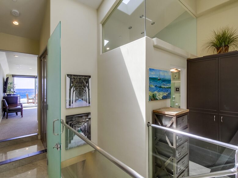 Quintess Collection - Pacific Breeze - San Diego, California