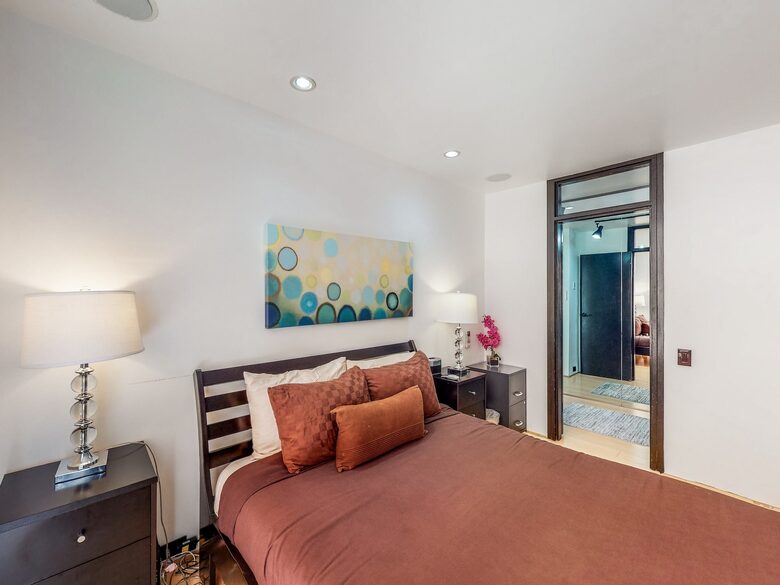 Quintess Collection - Mission Bay - San Diego, California