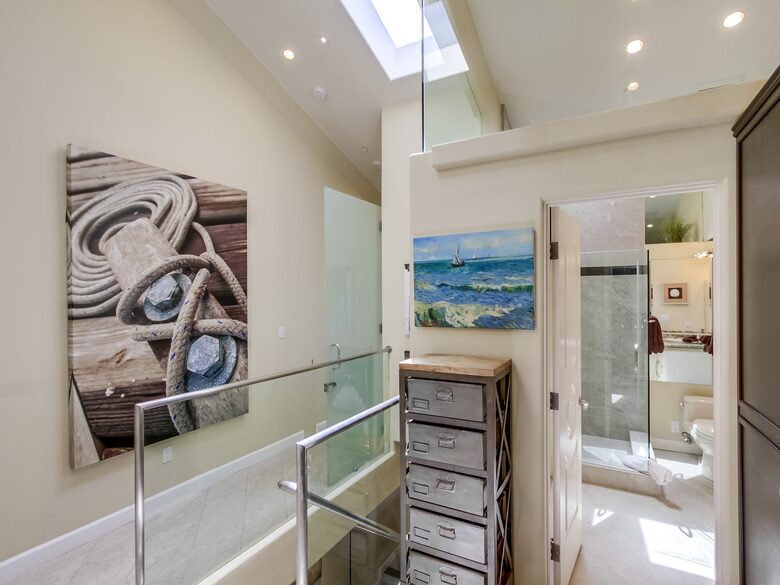 Quintess Collection - Pacific Breeze - San Diego, California