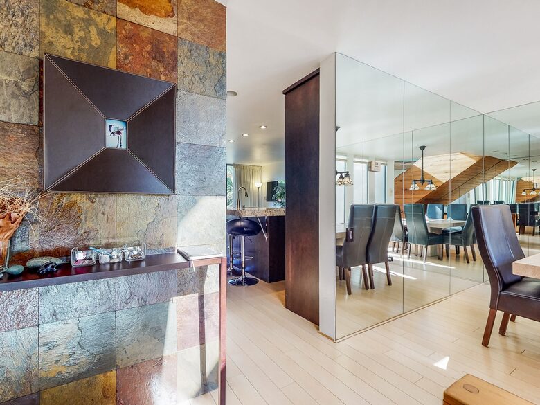 Quintess Collection - Mission Bay - San Diego, California