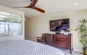 Quintess Collection - Pacific Breeze - San Diego, California