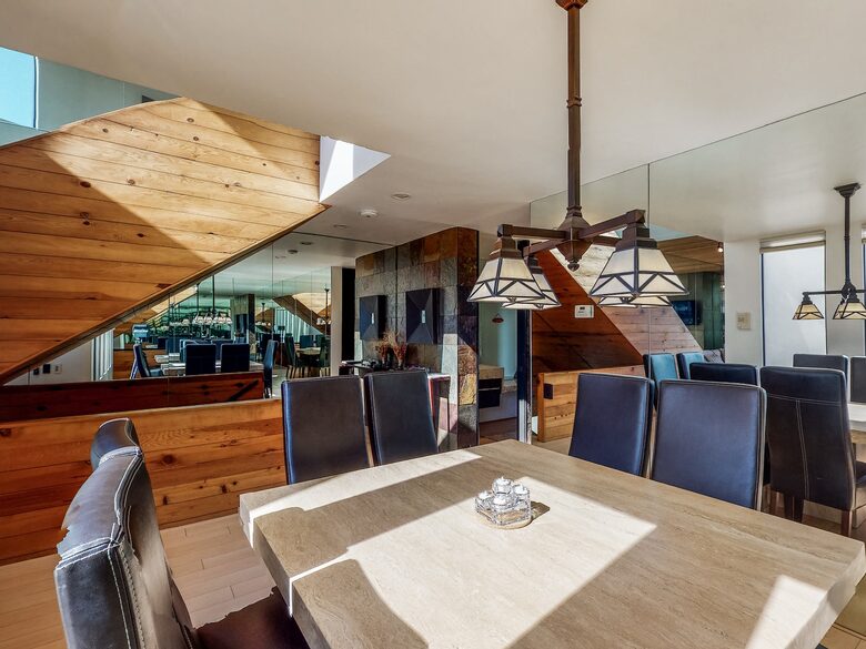 Quintess Collection - Mission Bay - San Diego, California