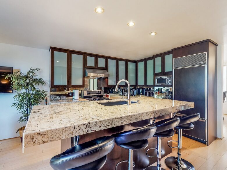 Quintess Collection - Mission Bay - San Diego, California