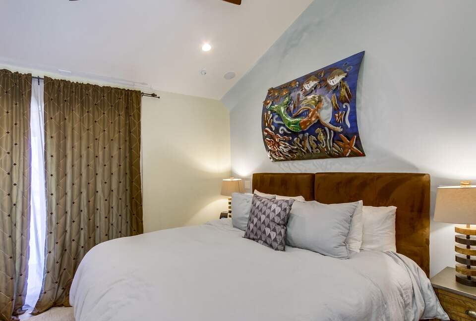 Quintess Collection - Pacific Breeze - San Diego, California