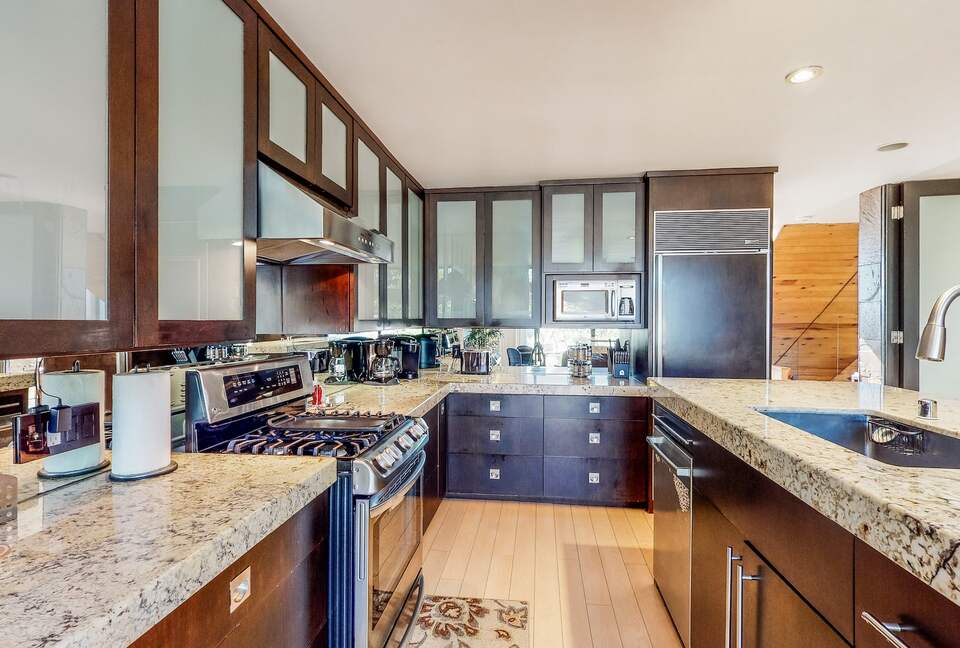 Quintess Collection - Mission Bay - San Diego, California