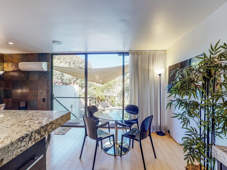 Quintess Collection - Mission Bay - San Diego, California