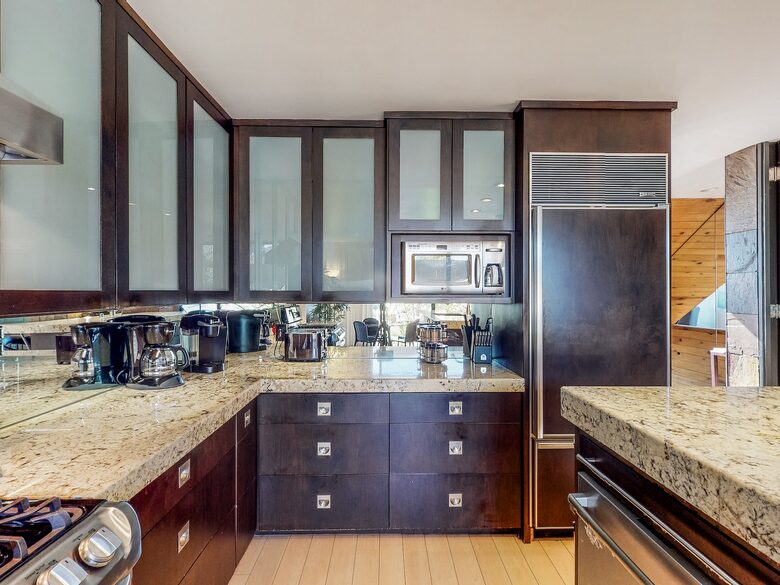 Quintess Collection - Mission Bay - San Diego, California