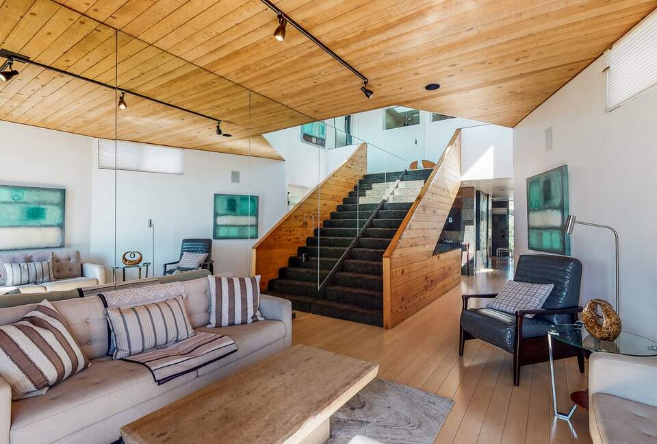 Quintess Collection - Mission Bay - San Diego, California