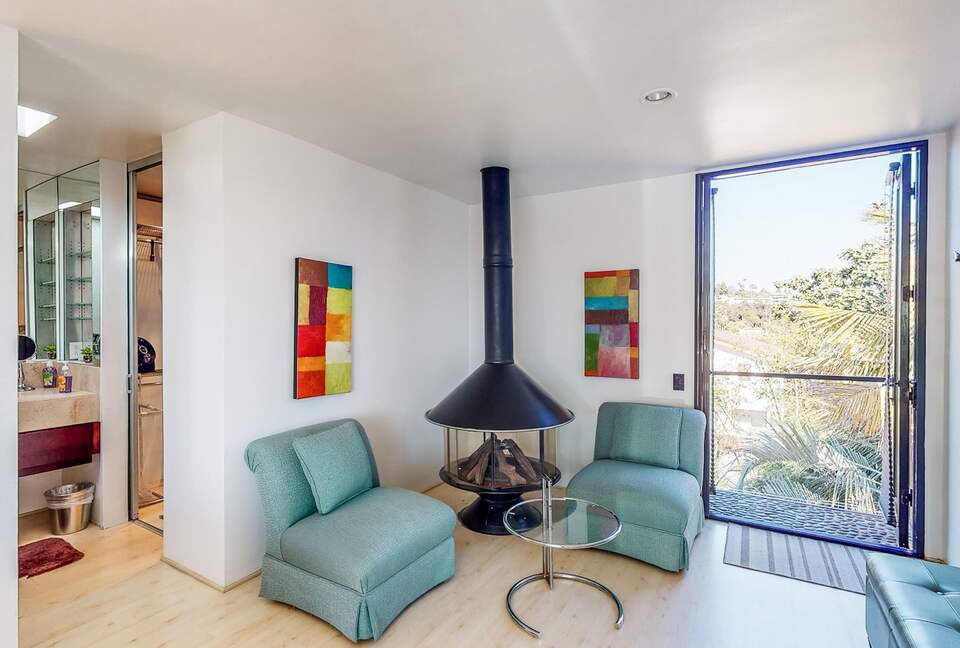 Quintess Collection - Mission Bay - San Diego, California