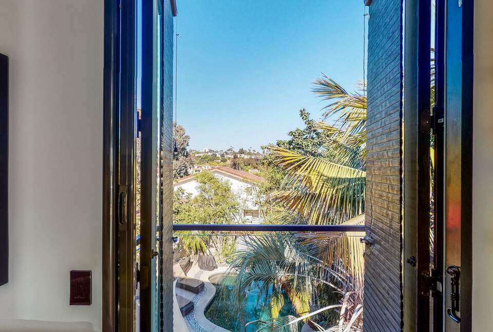 Quintess Collection - Mission Bay - San Diego, California