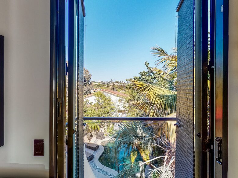 Quintess Collection - Mission Bay - San Diego, California