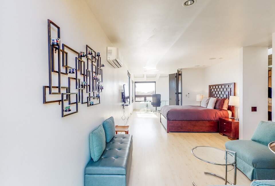 Quintess Collection - Mission Bay - San Diego, California