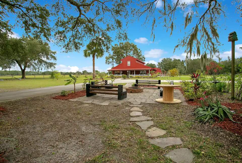 Serene Florida Farm - Umatilla, Florida