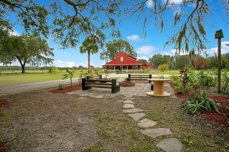 Serene Florida Farm - Umatilla, Florida