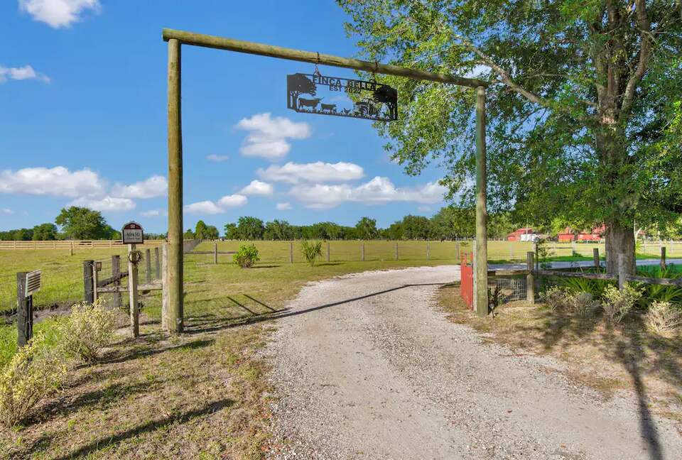 Serene Florida Farm - Umatilla, Florida