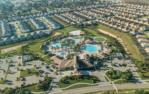 8 Bedroom Home with Private Pool - Davenport, Florida