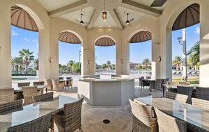 8 Bedroom Home with Private Pool - Davenport, Florida