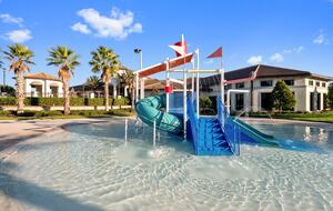 8 Bedroom Home with Private Pool - Davenport, Florida