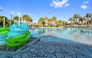 8 Bedroom Home with Private Pool - Davenport, Florida