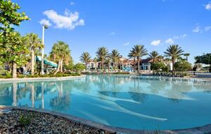 8 Bedroom Home with Private Pool - Davenport, Florida