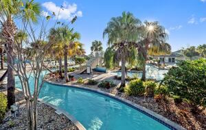 8 Bedroom Home with Private Pool - Davenport, Florida