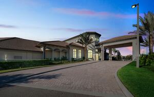 8 Bedroom Home with Private Pool - Davenport, Florida