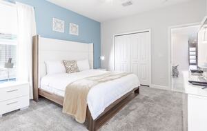 5 Bedroom Home with Private Pool - Davenport, Florida