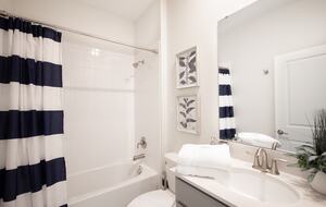 5 Bedroom Home with Private Pool - Davenport, Florida