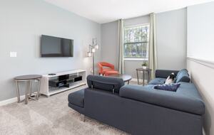 5 Bedroom Home with Private Pool - Davenport, Florida