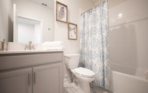 5 Bedroom Home with Private Pool - Davenport, Florida