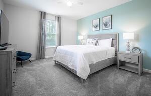 5 Bedroom Home with Private Pool - Davenport, Florida