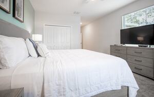 5 Bedroom Home with Private Pool - Davenport, Florida