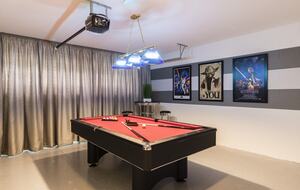 6 Bedroom Home with Private Pool - Davenport, Florida