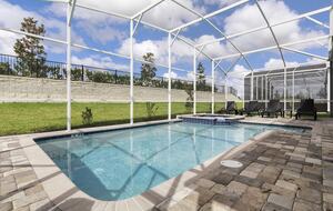 6 Bedroom Home with Private Pool - Davenport, Florida
